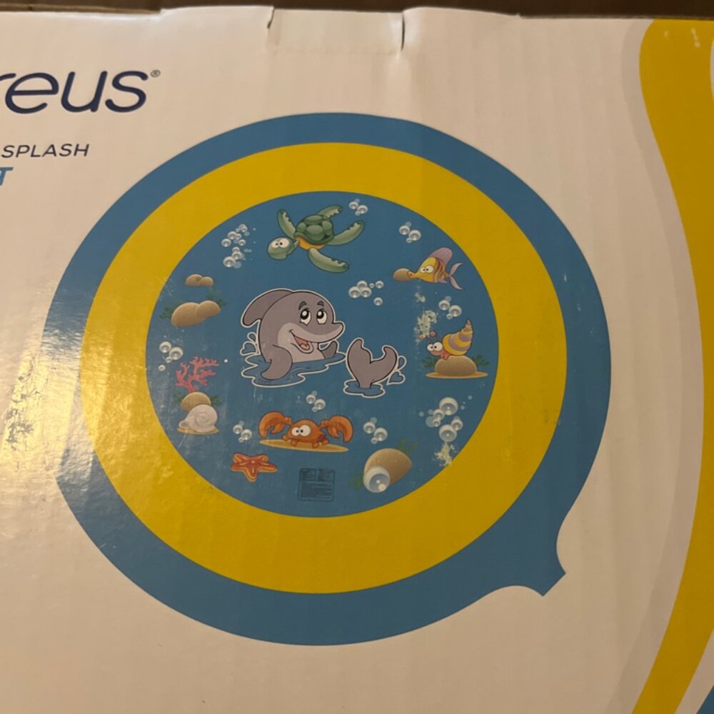 Sprinkle and splash play mat
